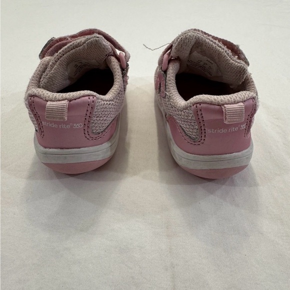 Stride Rite 360 3M Pink and Silver Sparkle Sneaker Wide Feet - Picture 3 of 5